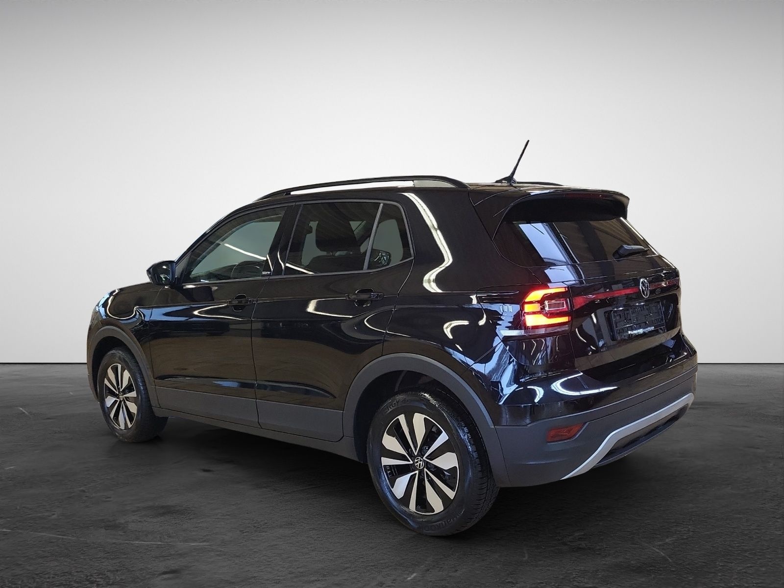 Volkswagen T-Cross 1.0 TSI DSG MOVE Navi LaneAssist PDC Lig foto 5