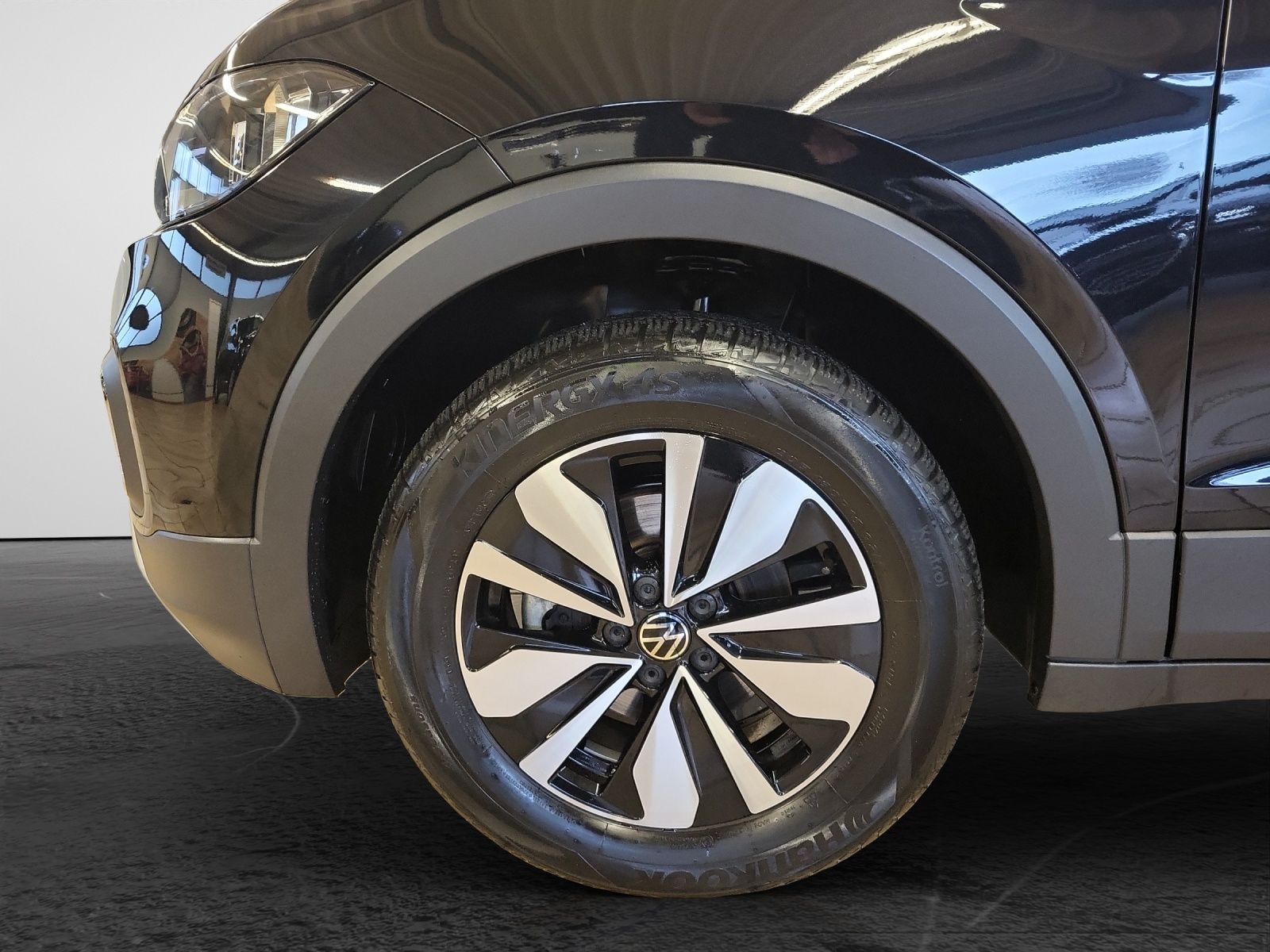 Volkswagen T-Cross 1.0 TSI DSG MOVE Navi LaneAssist PDC Lig foto 6