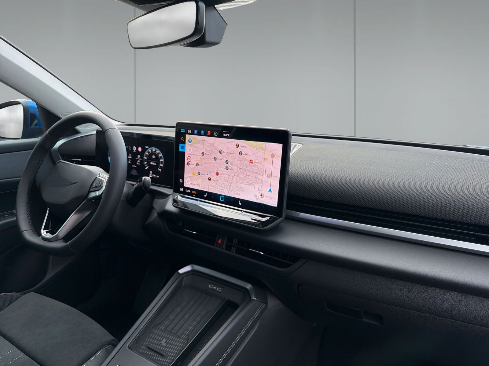Volkswagen T-Roc Style 1.5 eTSI DSG IQ.Light Navi AHK Trave foto 3