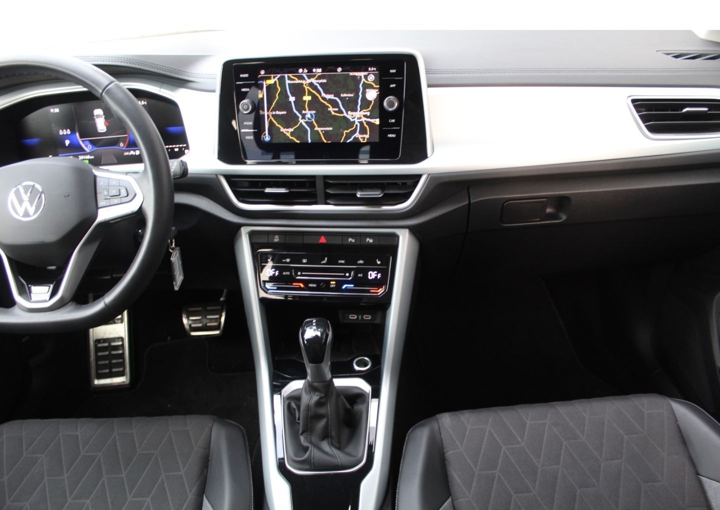 Volkswagen T-Roc 2.0 TDI DSG Goal AHK KAMERA NAVI LED ACC G foto 21