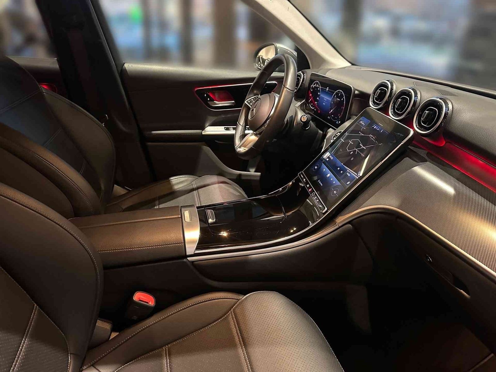 Mercedes-Benz GLC 220 d 4M LED+AHK+Kamera+Navi+SHZ+el. Heckkl. foto 11