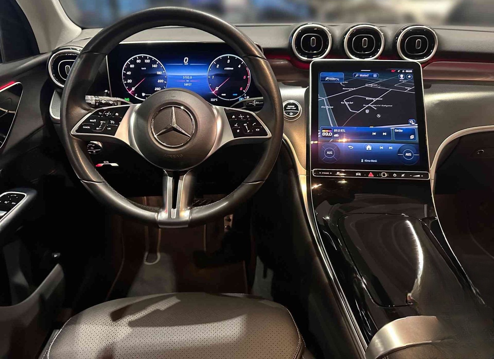 Mercedes-Benz GLC 220 d 4M LED+AHK+Kamera+Navi+SHZ+el. Heckkl. foto 10