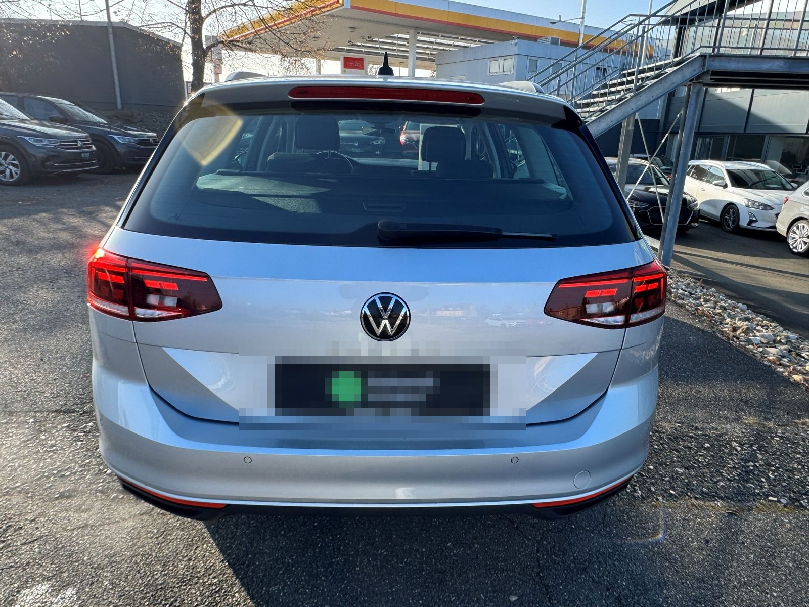 Volkswagen Passat Variant Business 2.0 TDI DSG AHK KAM NAV foto 6