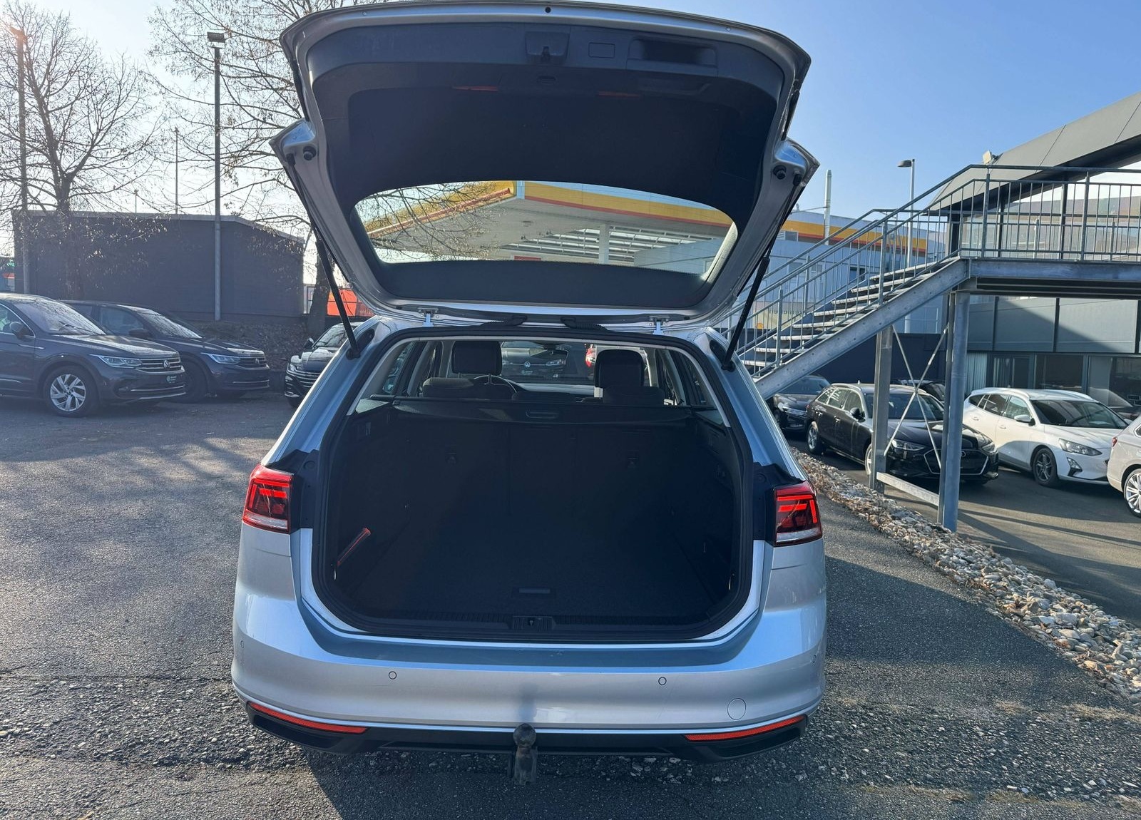 Volkswagen Passat Variant Business 2.0 TDI DSG AHK KAM NAV foto 10