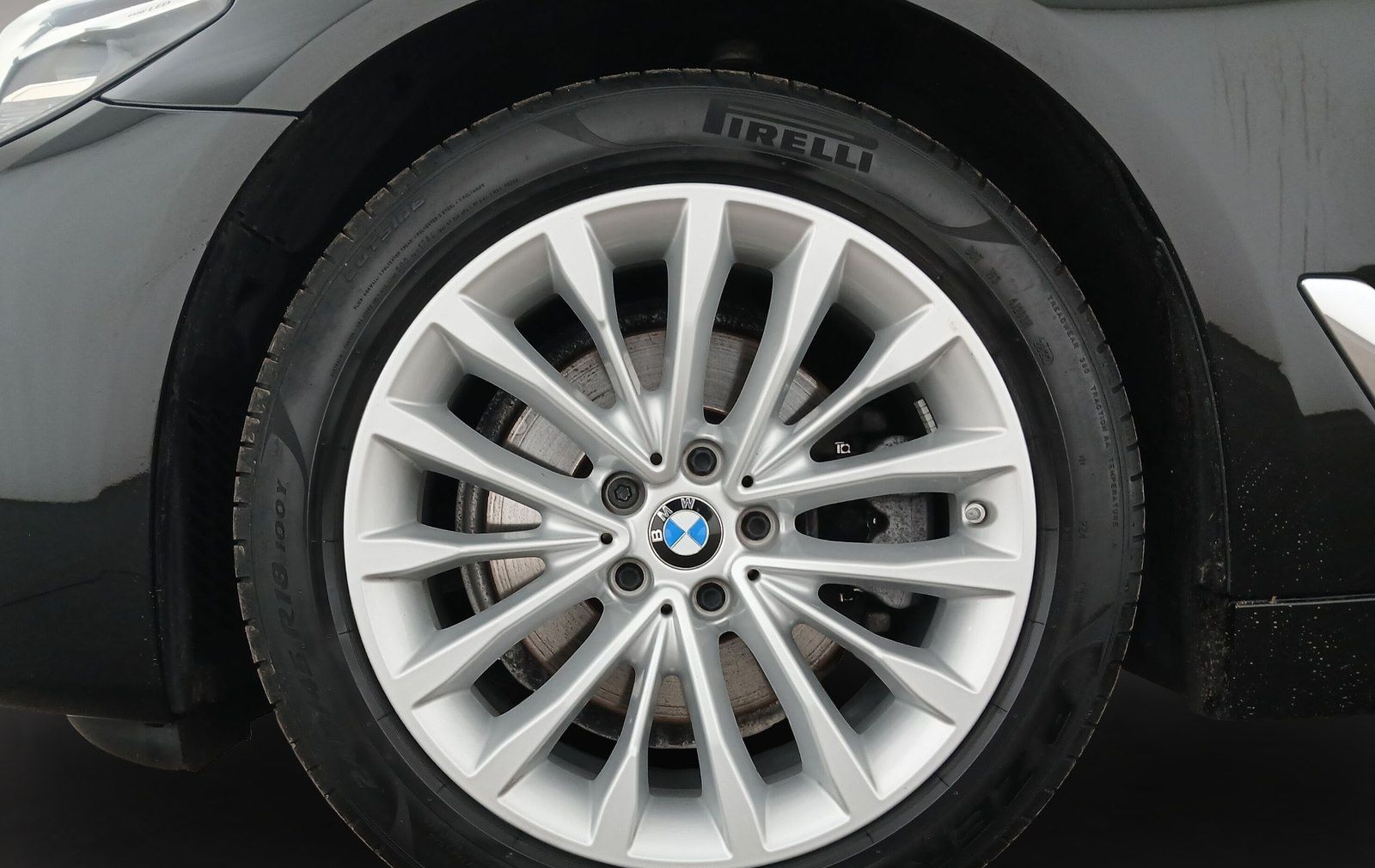BMW 520d Touring LiveCockpitProf Pano.Dach PDC HiFi foto 6