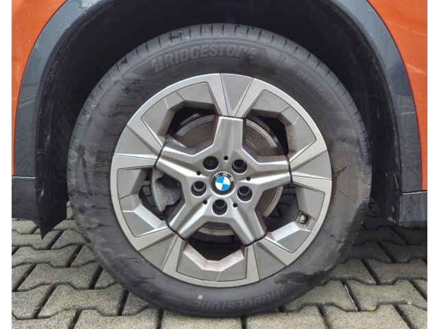 BMW X1 xDrive20d xLine AHK Aktiv/el.Sportsitze H/K C foto 6