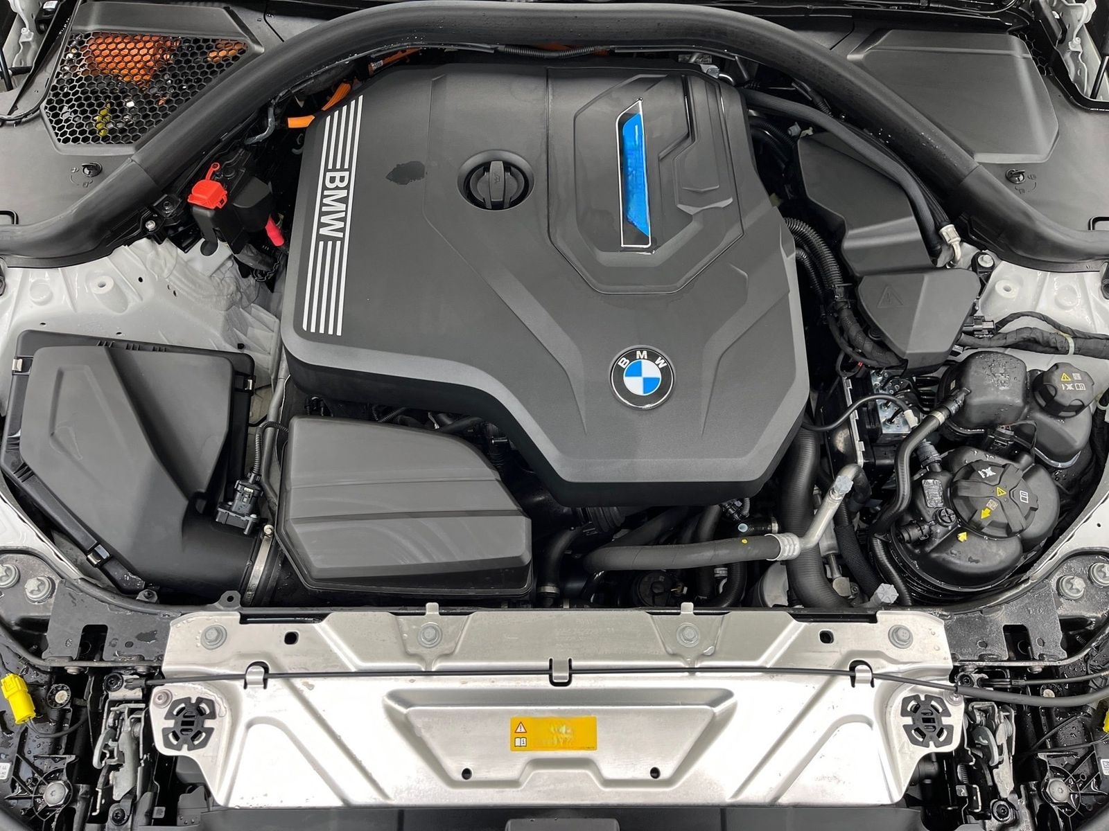 BMW 330e Touring M Sport AHK LiveCockpitProf Kamera foto 13