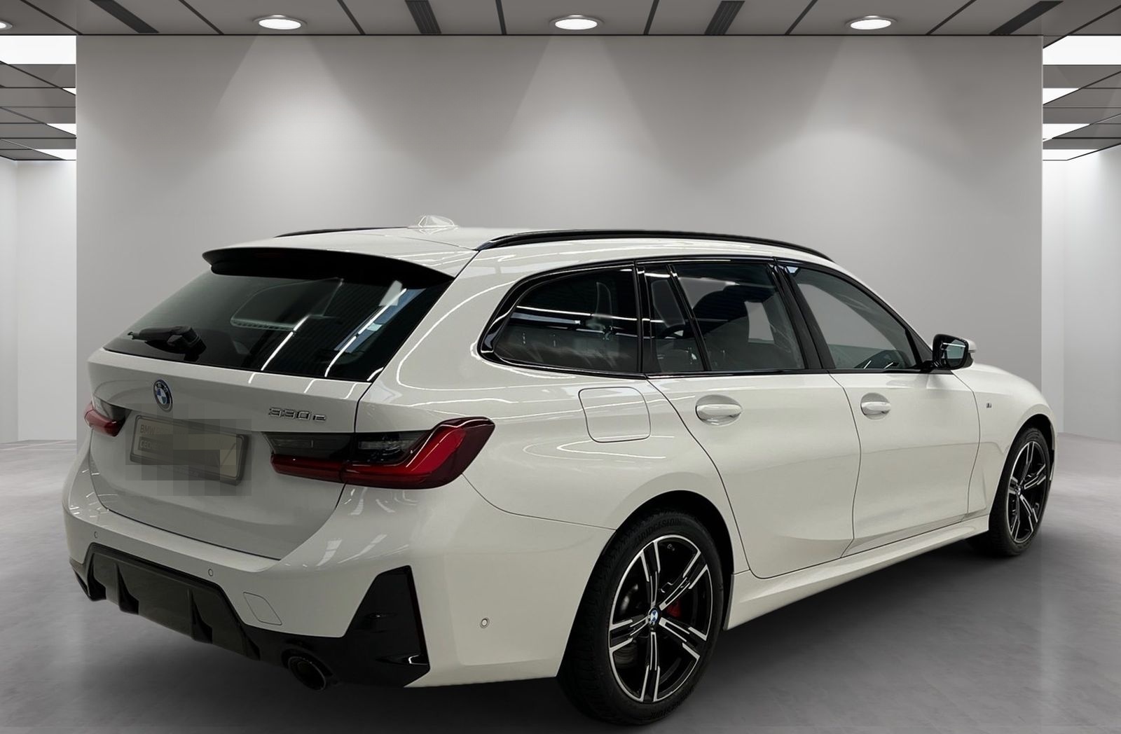 BMW 330e Touring M Sport AHK LiveCockpitProf Kamera foto 3
