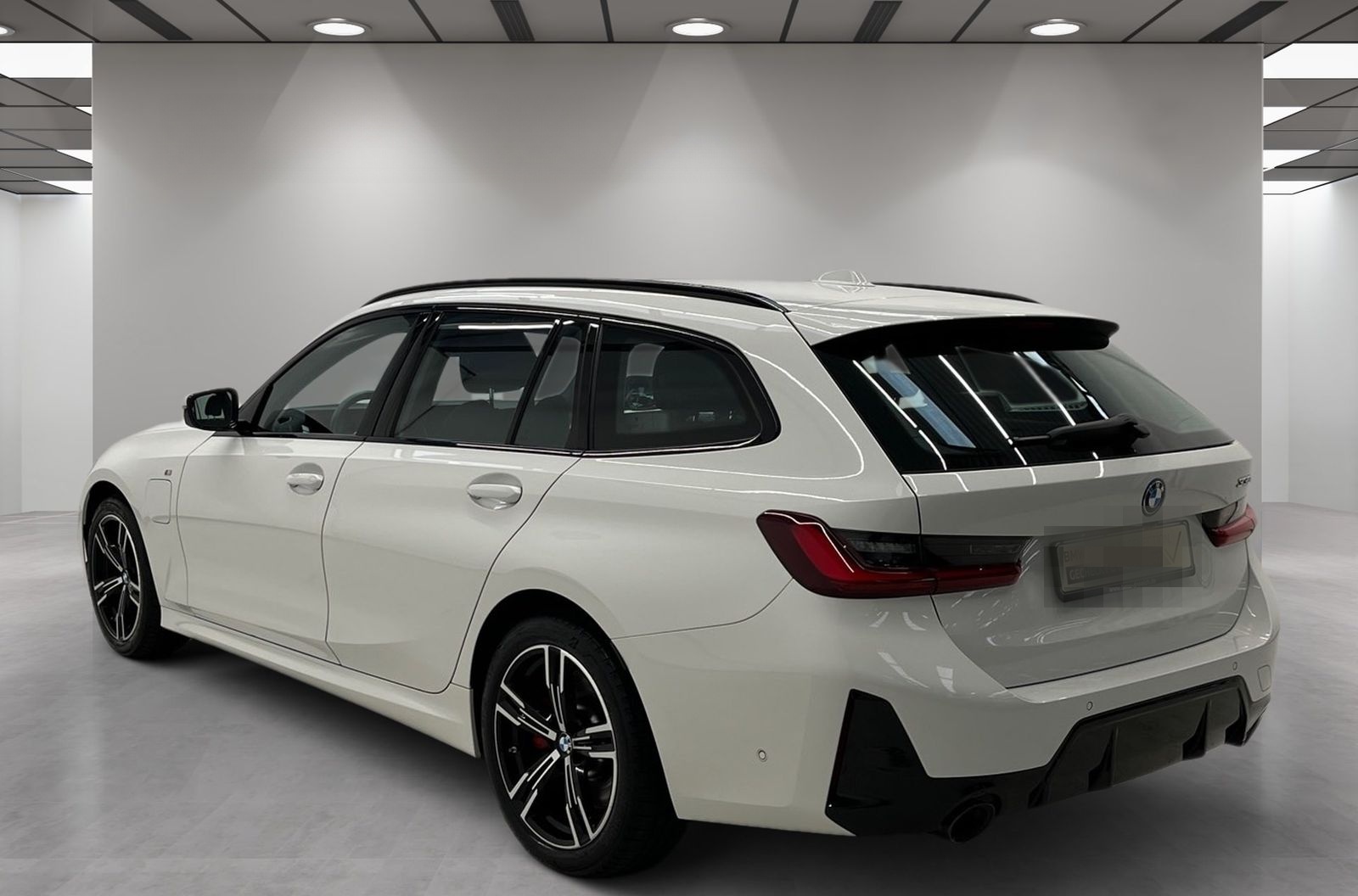 BMW 330e Touring M Sport AHK LiveCockpitProf Kamera foto 4