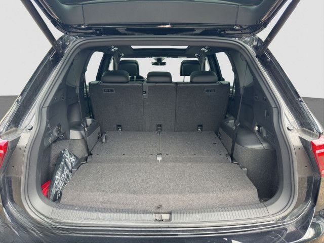 Volkswagen Tiguan Allspace 2.0 TDI DSG 4Mo R-Line Black AHK foto 22