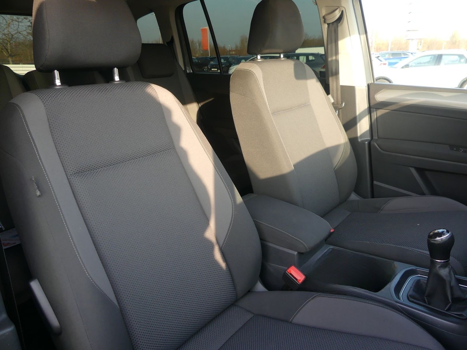 Volkswagen Touran 1.2 TSI Sitzheizung PDC foto 24
