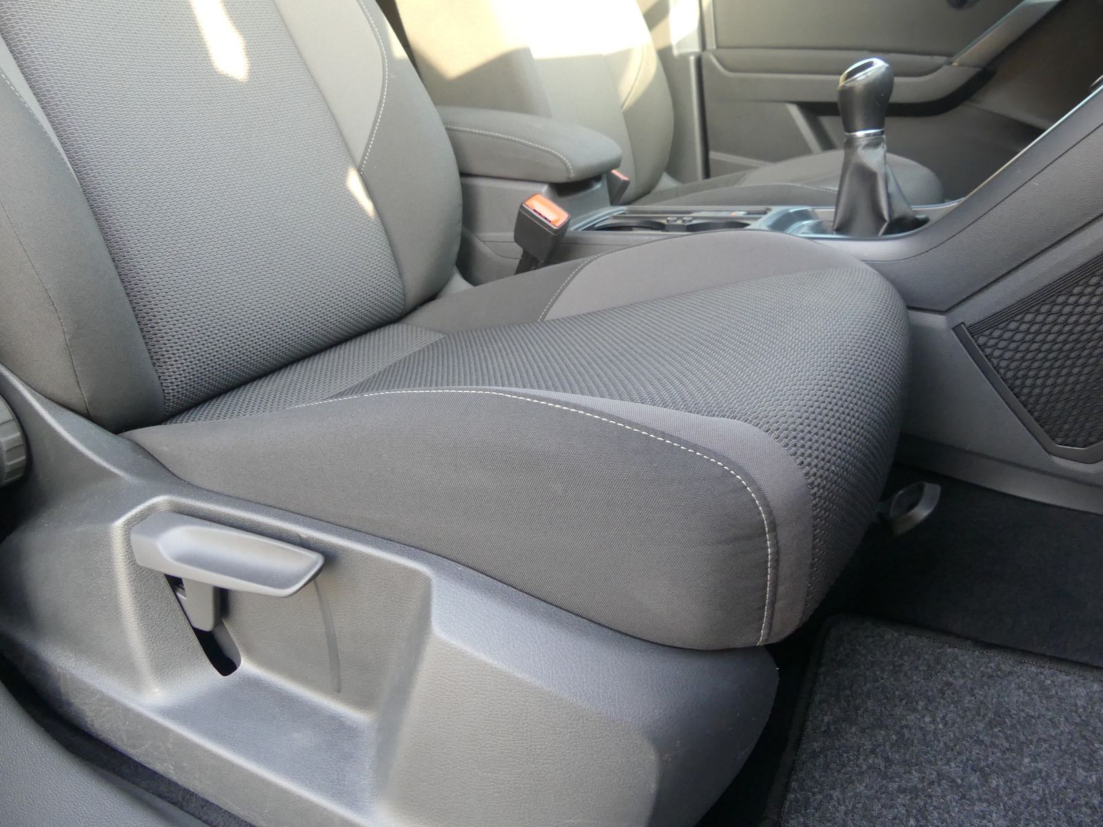 Volkswagen Touran 1.2 TSI Sitzheizung PDC foto 25