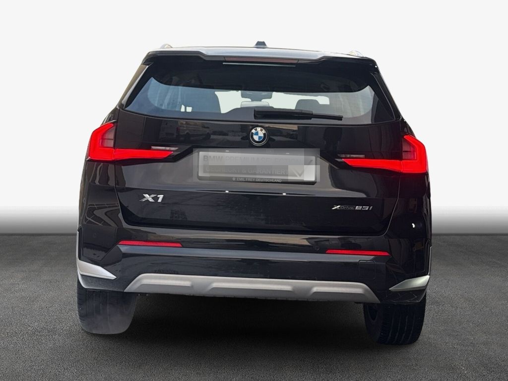 BMW X1 xDrive23i Aut. xLine *LHZ*HiFi* foto 6