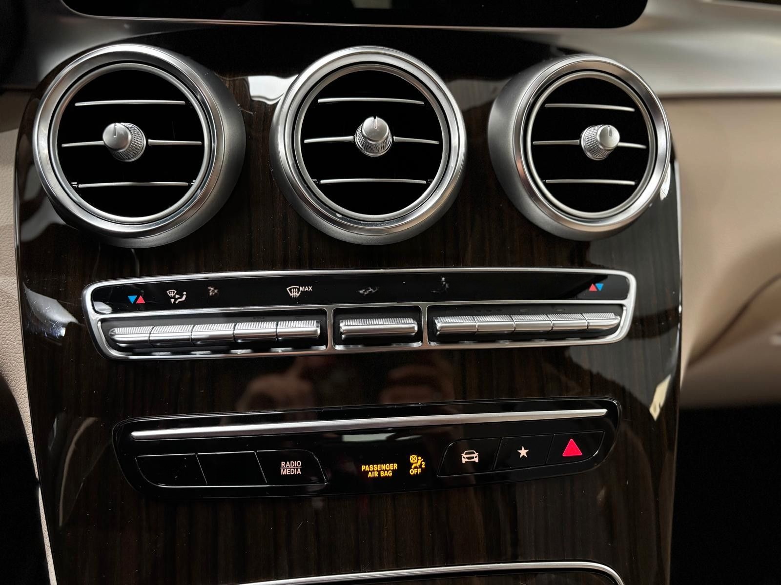 Mercedes-Benz GLC 300e 4Matic 1.HAND LED PANO NAVI foto 14