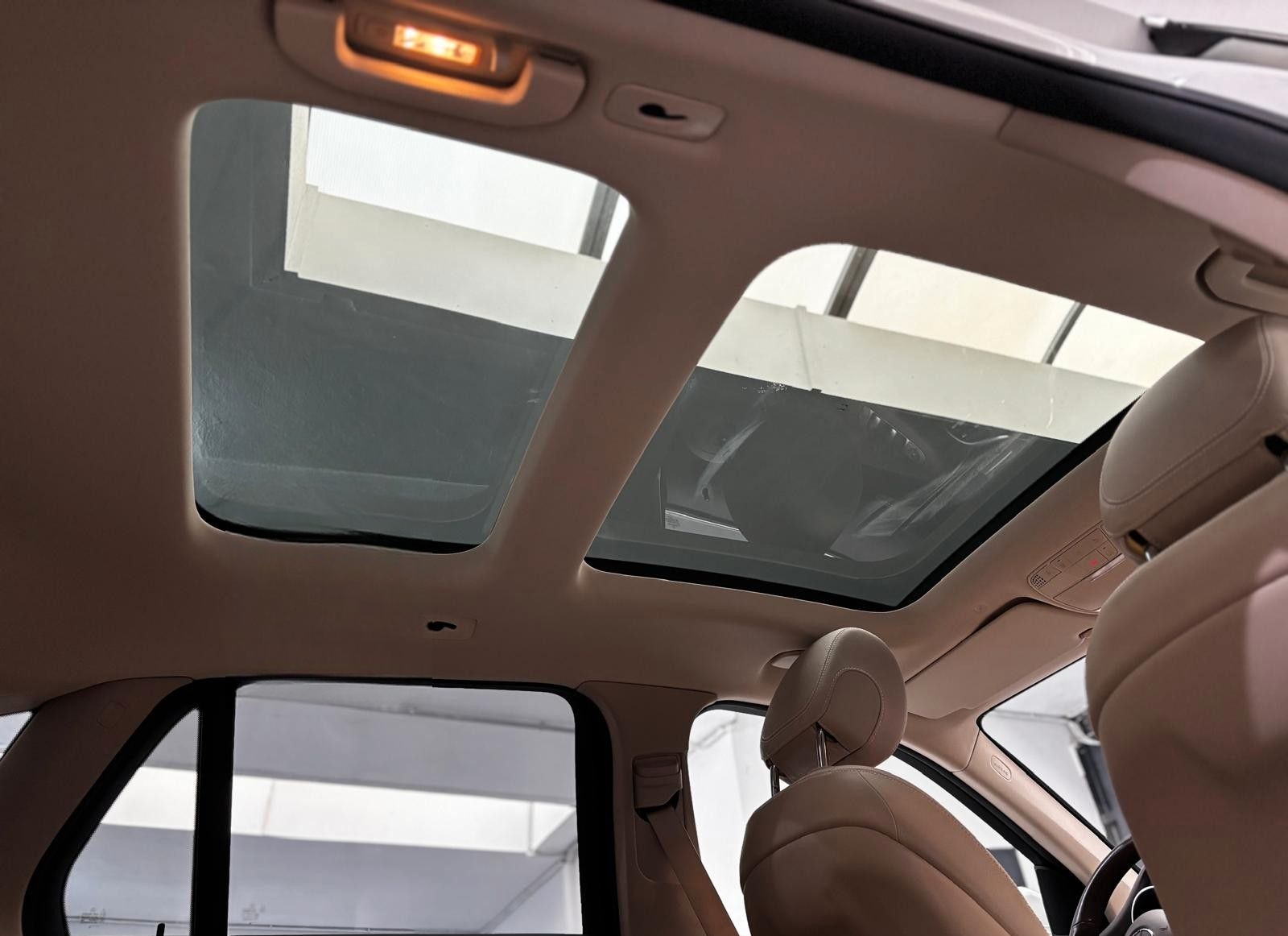 Mercedes-Benz GLC 300e 4Matic 1.HAND LED PANO NAVI foto 17