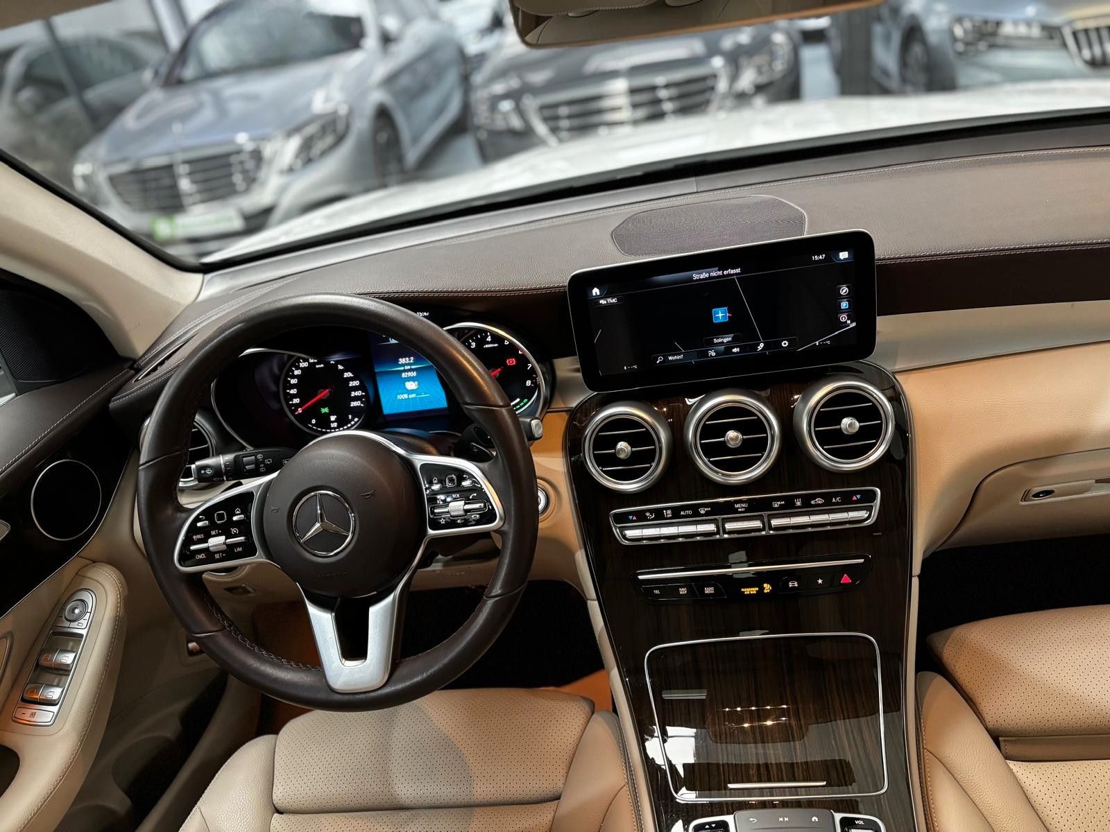 Mercedes-Benz GLC 300e 4Matic 1.HAND LED PANO NAVI foto 5