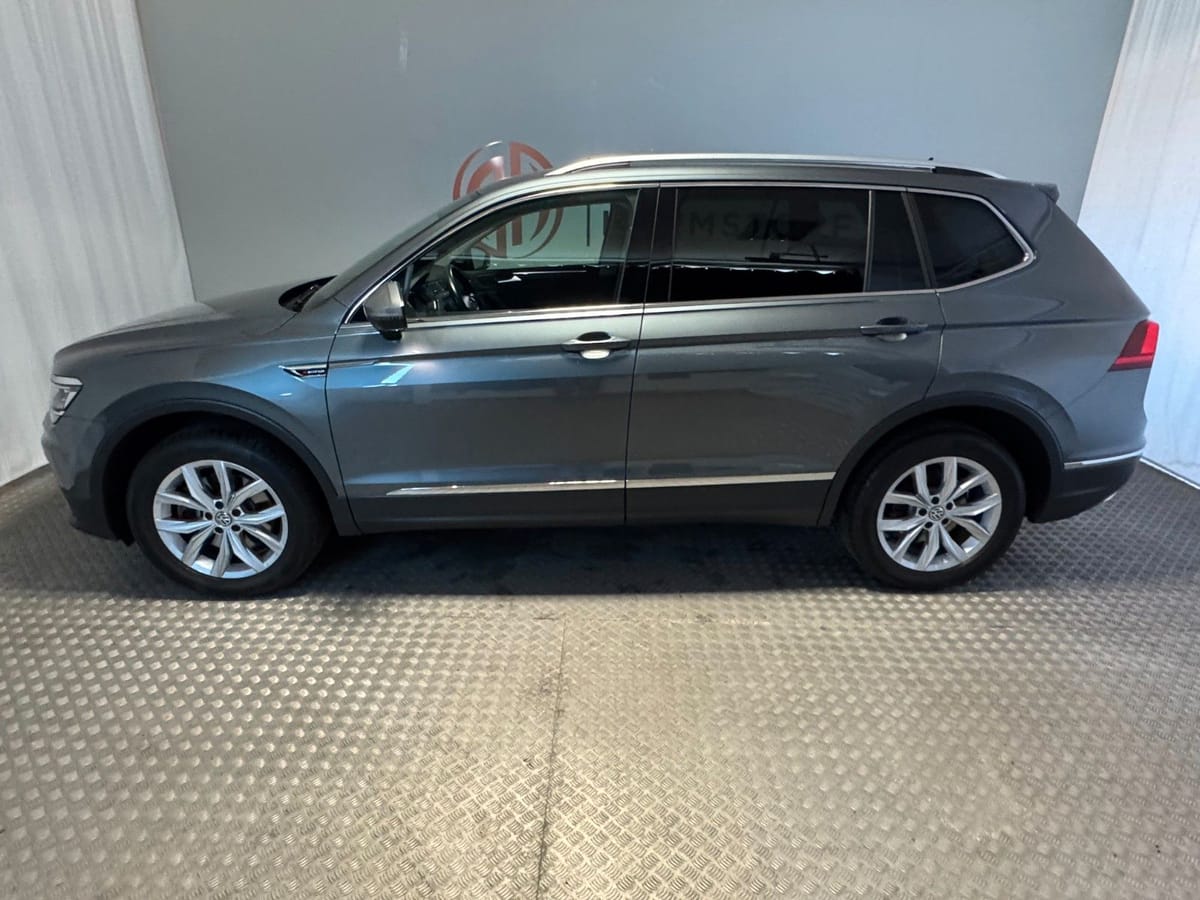 Volkswagen Tiguan Allspace Highline 4M LED Navi ele. Koffer foto 3