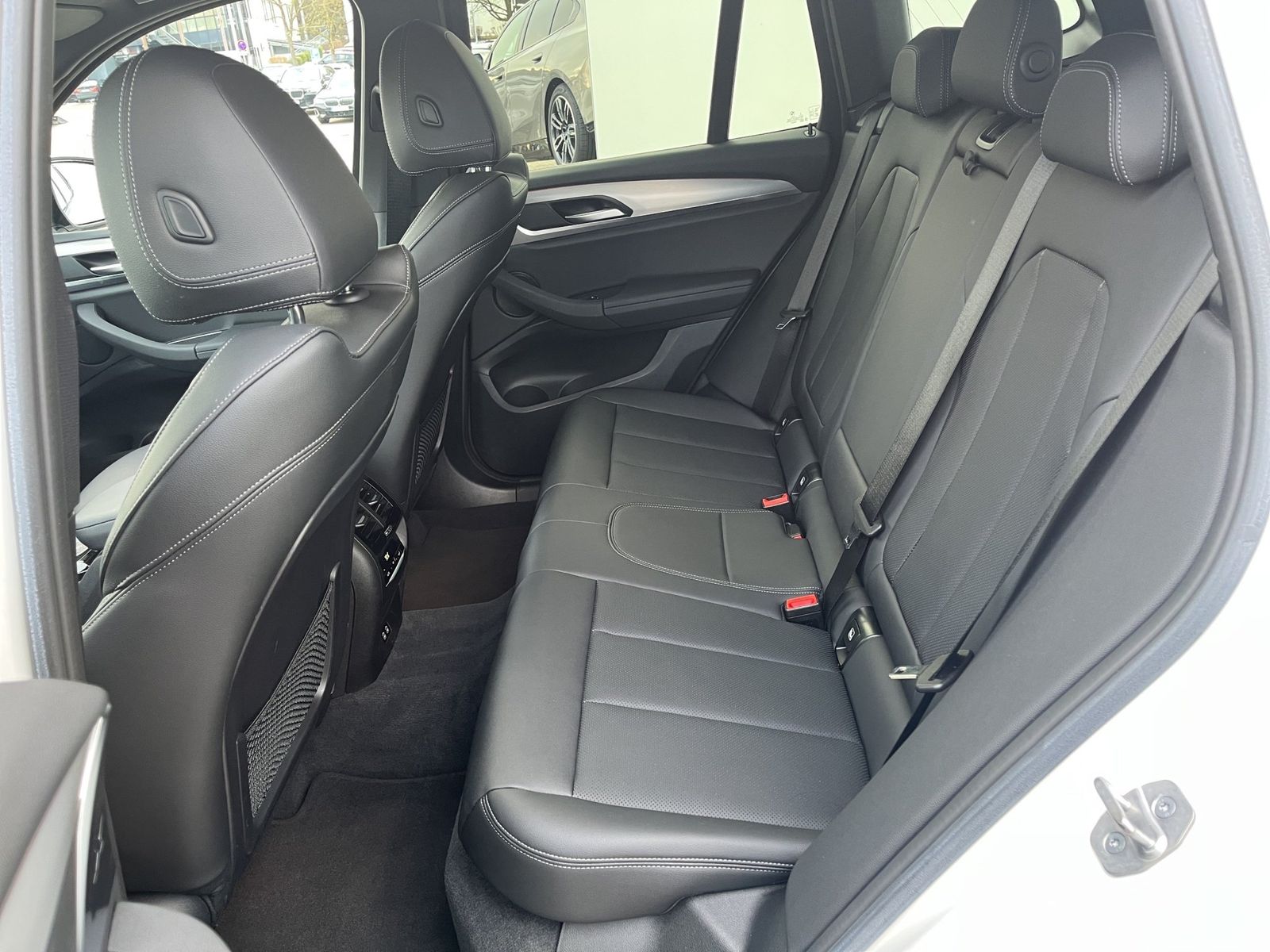 BMW X3 xDrive20d M Sportpaket LED+AHK+Live Cockpit foto 8