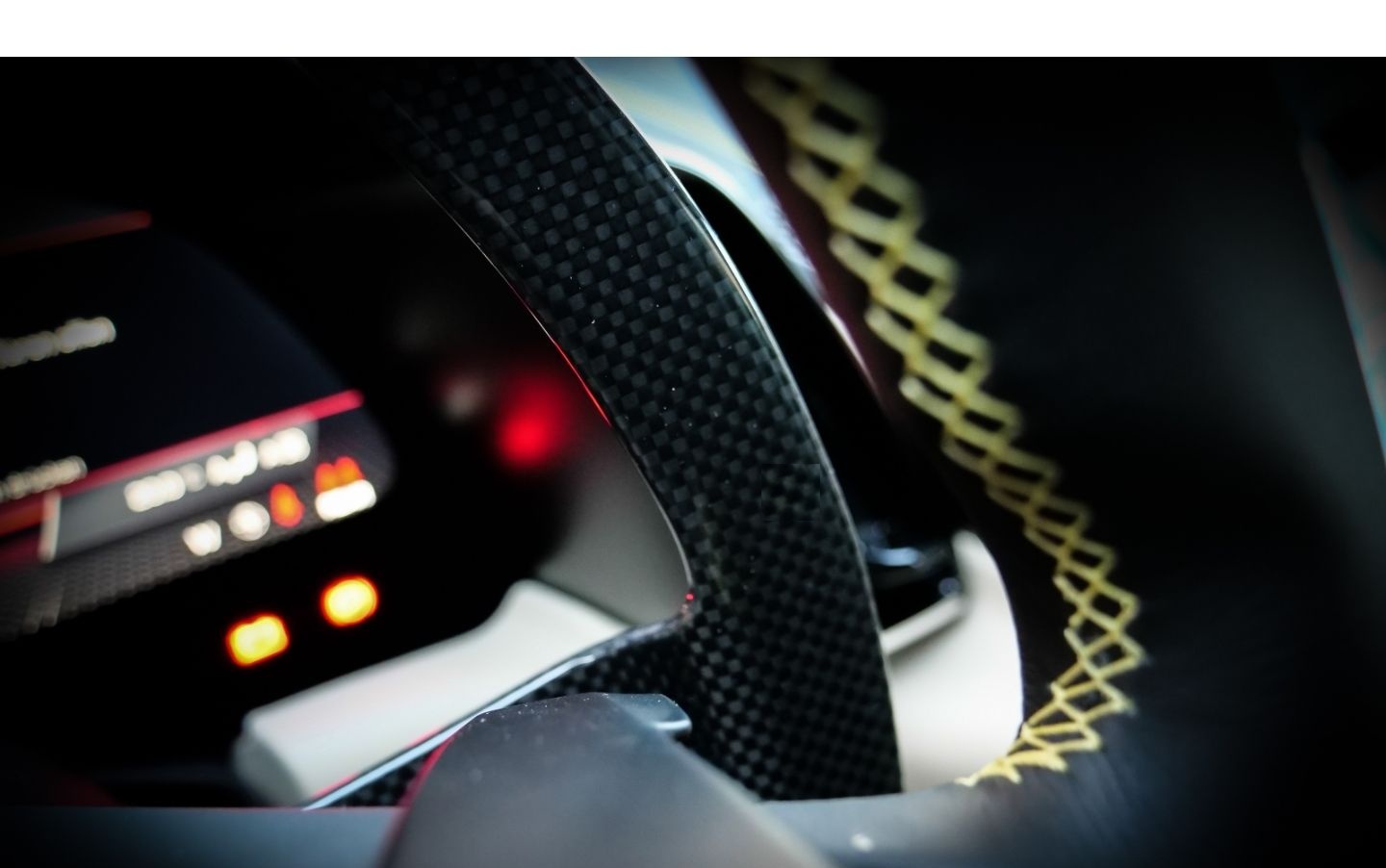 Ferrari Roma *Carbon+LED*MagneRide*Passenger-Display*PPF foto 25
