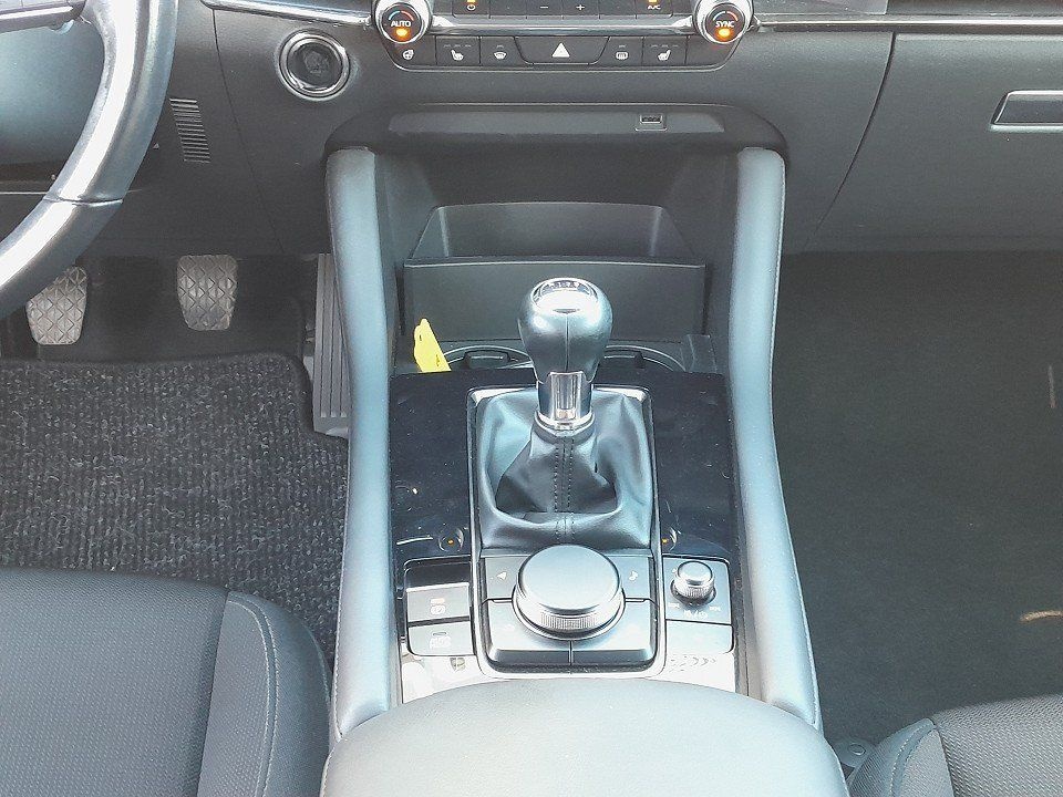 Mazda 3 SKY-G 2.0 (150PS) M-Hybrid SELECT DESIGN-& PRE foto 9
