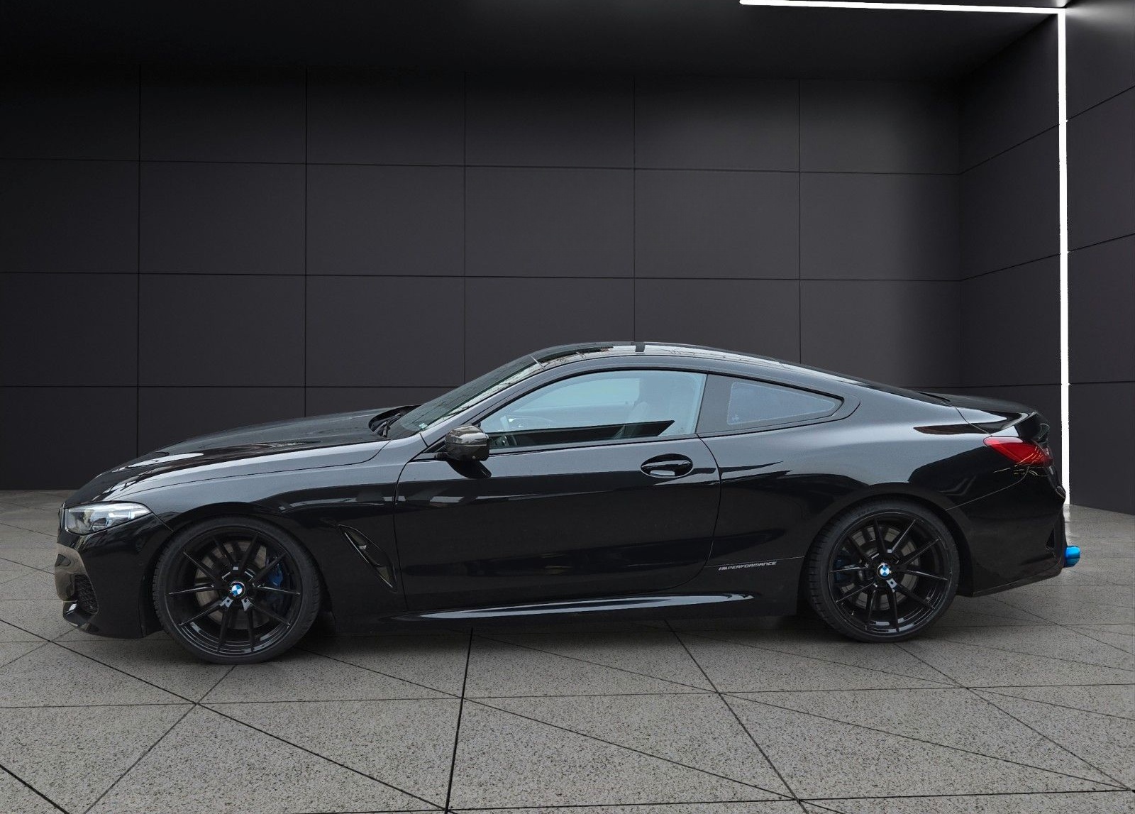BMW M850i xDrive Coupé 360°KAM KLAPPE HUD TOW VOLL.. foto 8