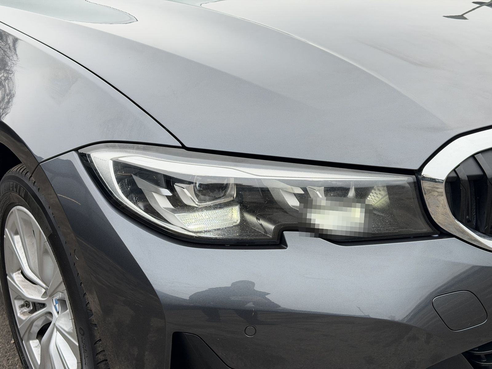 BMW 320 d Touring Aut. / PDC / BMW Live Cockpit foto 15