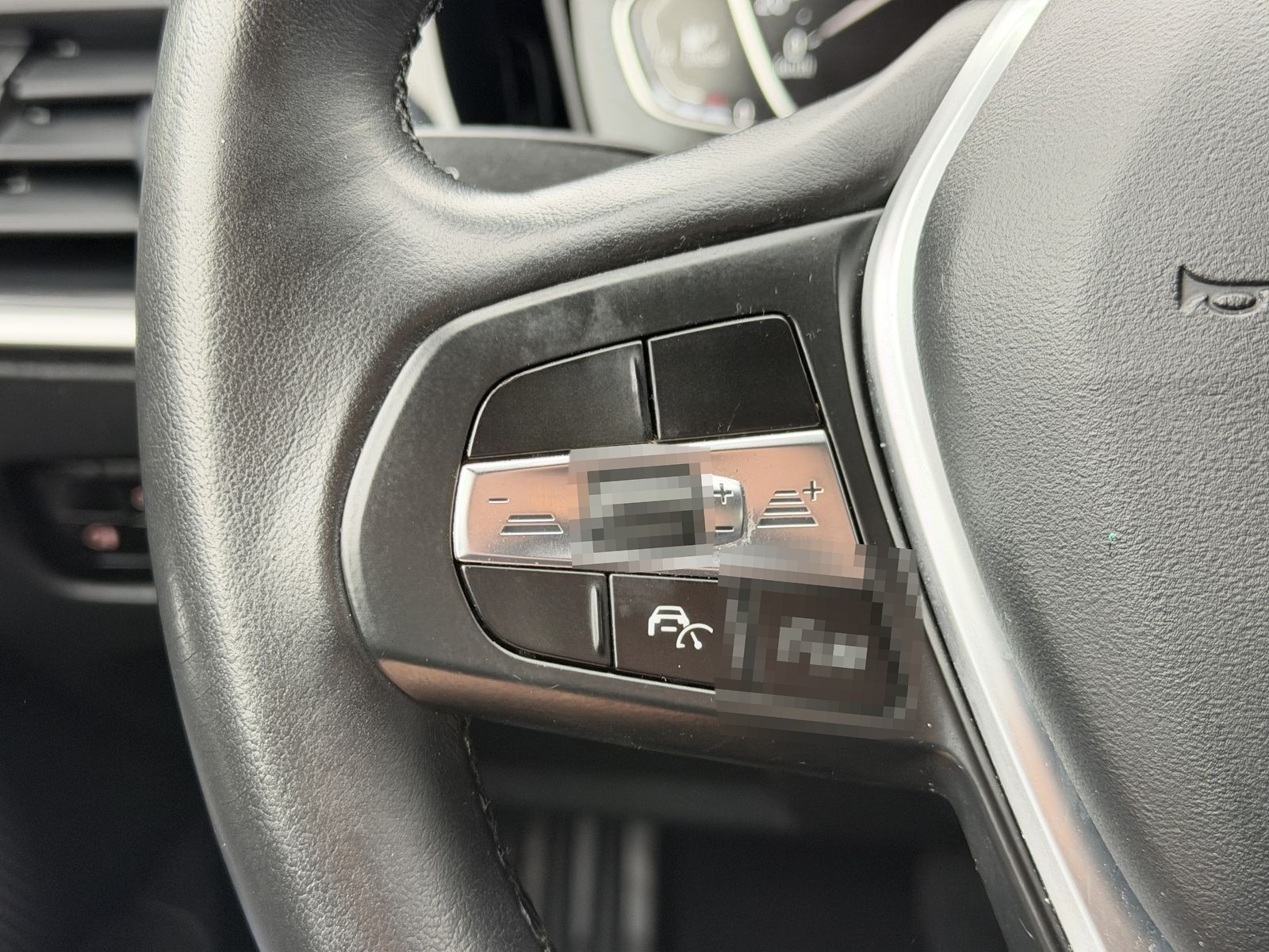 BMW 320 d Touring Aut. / PDC / BMW Live Cockpit foto 19