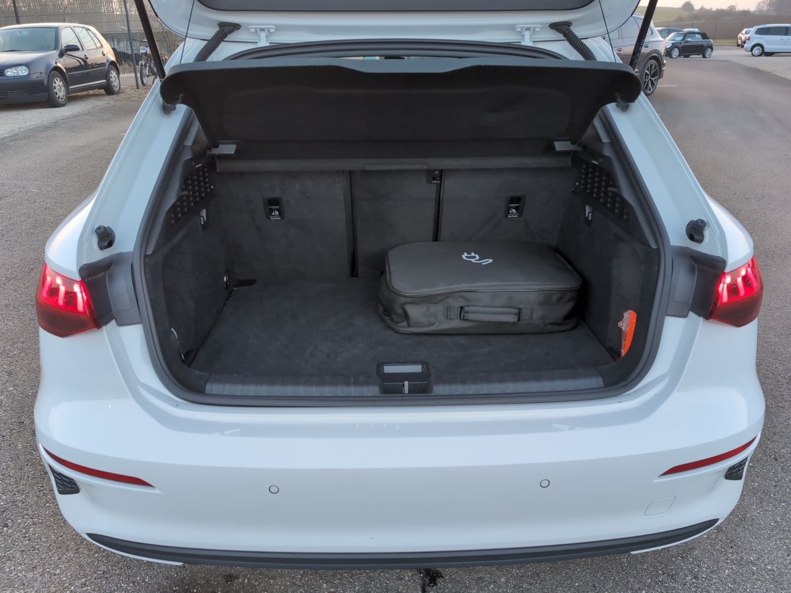 Audi A3 Sportback 40 TFSI e S-Tronic, Anhängekupplung foto 14