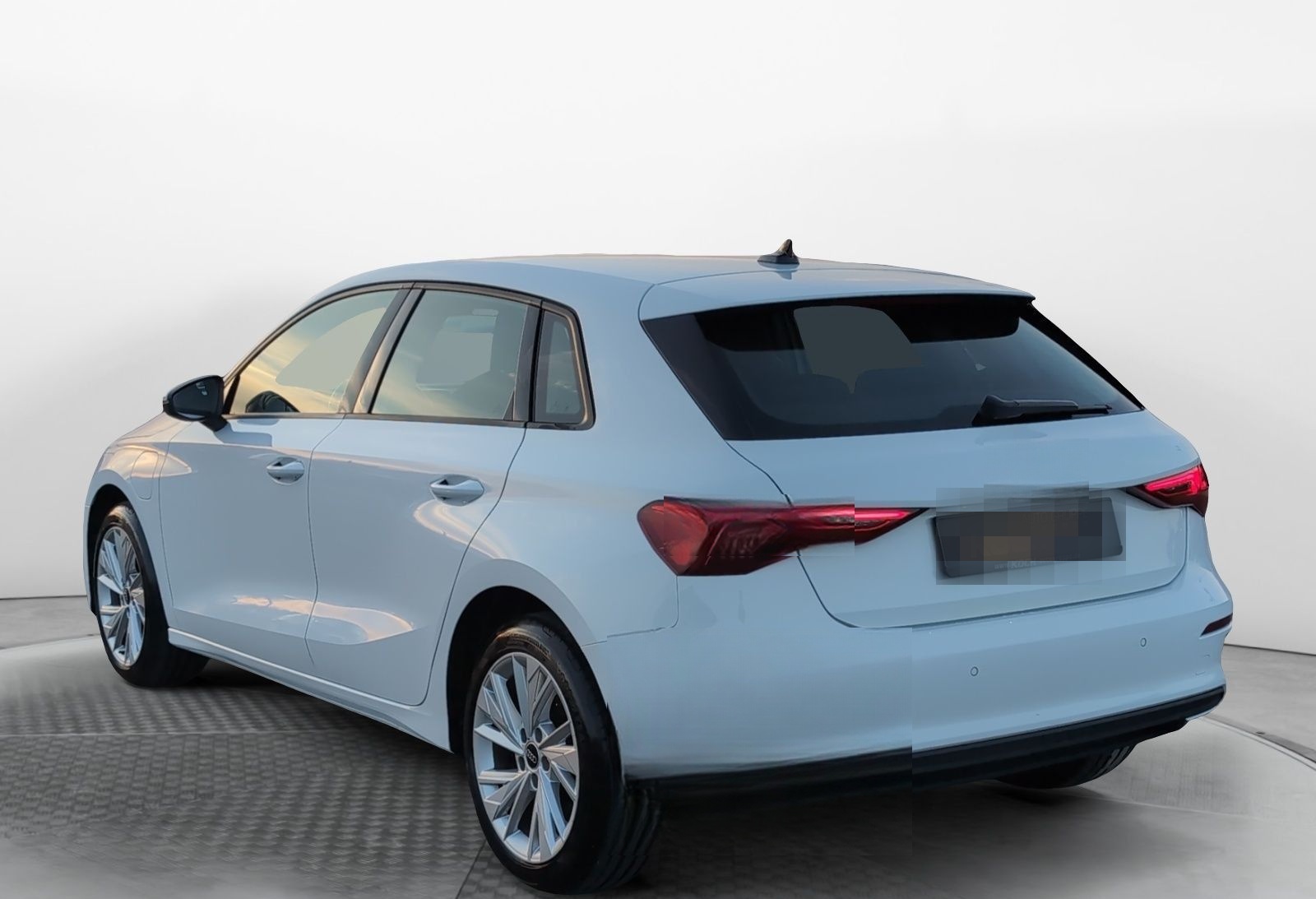 Audi A3 Sportback 40 TFSI e S-Tronic, Anhängekupplung foto 6