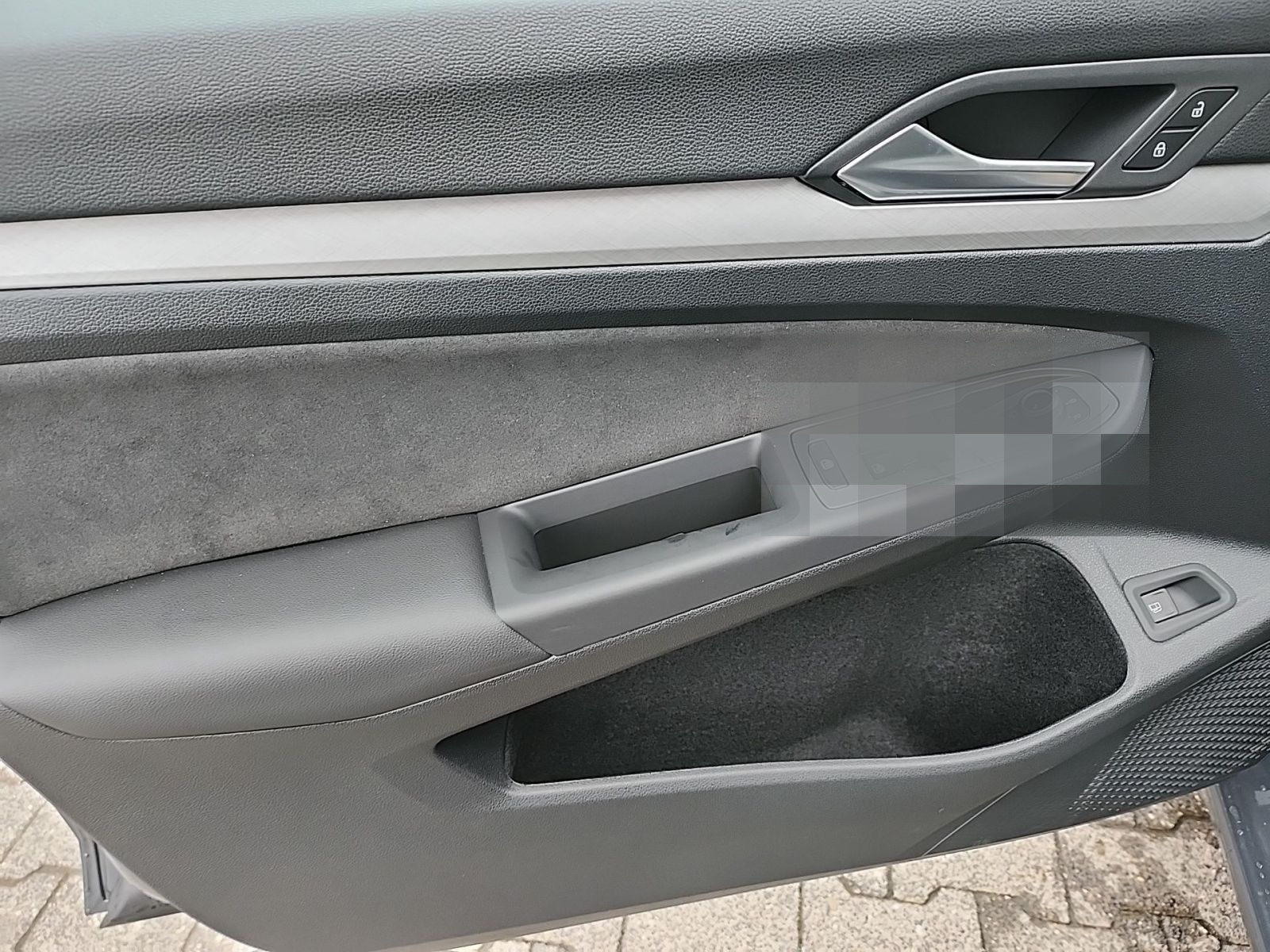 Volkswagen Golf VIII 1.5 TSI DSG eHybrid Life  ACC DAB+ LED foto 8