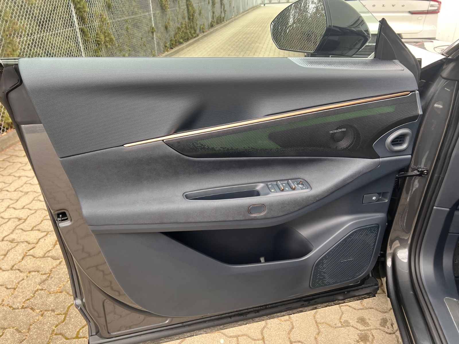 Lynk&Co 08 1,5T PHEV More GARANTIE NAVI foto 11