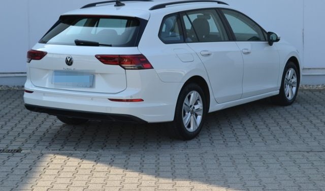 Volkswagen Golf VIII Variant 2.0 TDI Life AHK/LED/NAVI+VZE/ foto 4