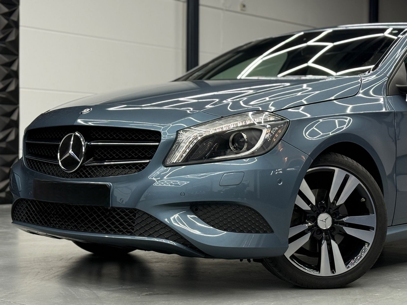 Mercedes-Benz A 200 AUTOMATIK*59 TKM*NIGHT*LEDER*NAVI*TÜV NEU foto 4