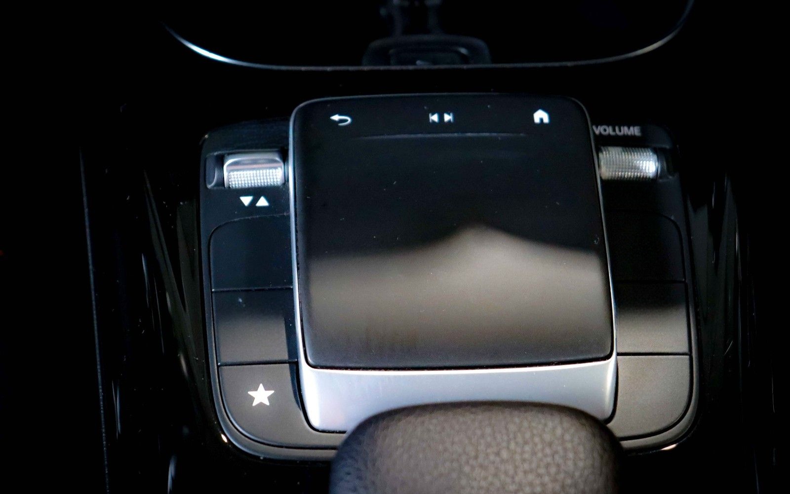 Mercedes-Benz CLA 45 AMG 4M*NAVI*PANO*SPUR*NIGHT*KAM*WIDESCREE foto 24