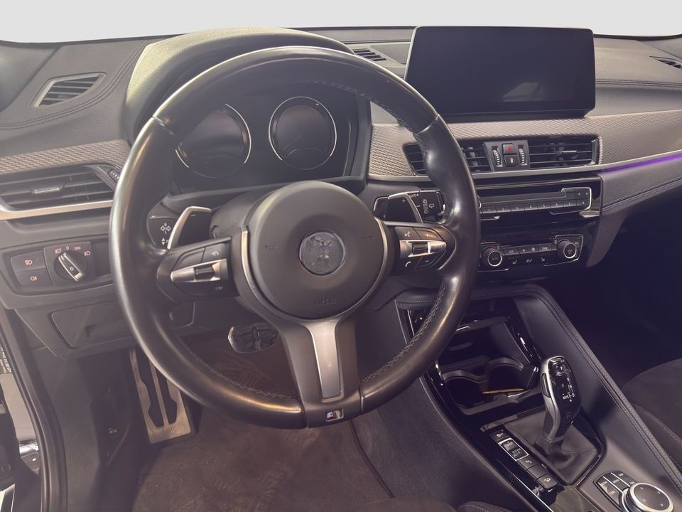 BMW X2 M35i Pano AdLED RFK HUD HiFi foto 12