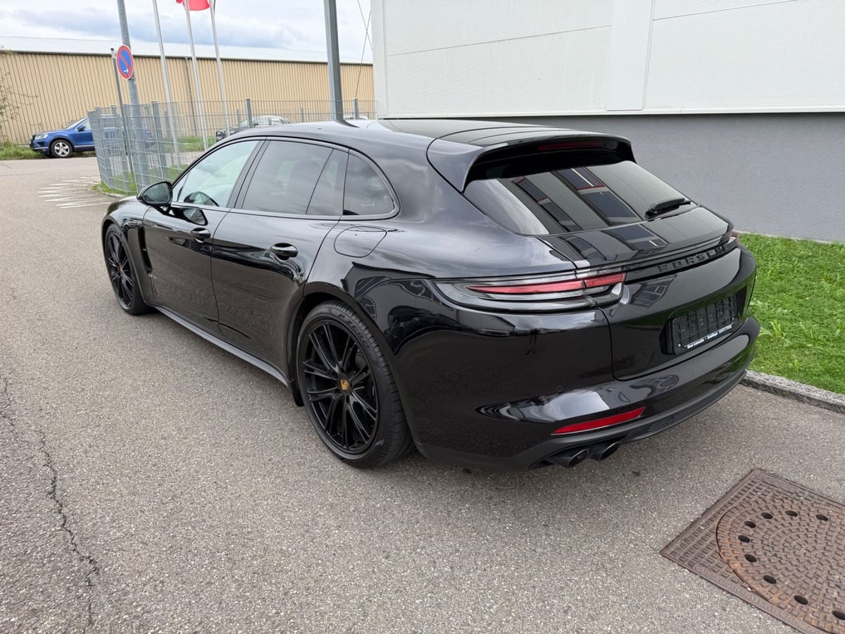 Porsche Panamera Sport Turismo 4 E-Hybrid Edition 10 foto 3