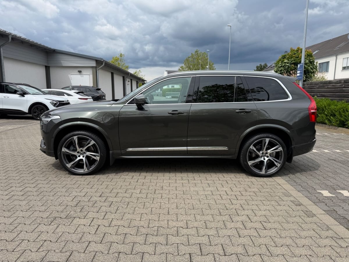 Volvo XC90 Inscription Plug-InHybrid 7.S Motorgeräusch foto 2