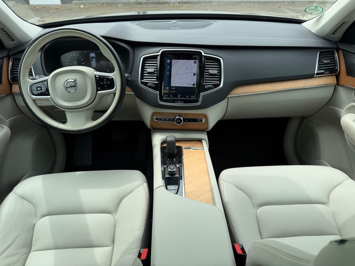 Volvo XC90 Inscription Plug-InHybrid 7.S Motorgeräusch foto 18