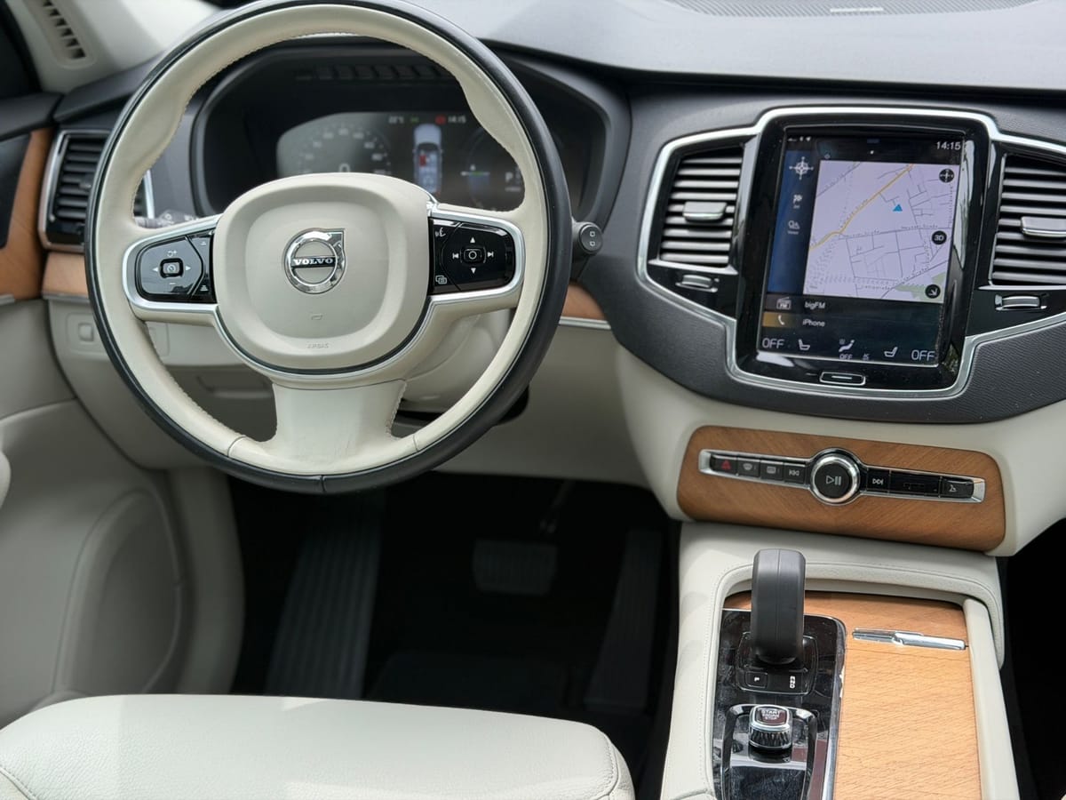 Volvo XC90 Inscription Plug-InHybrid 7.S Motorgeräusch foto 19