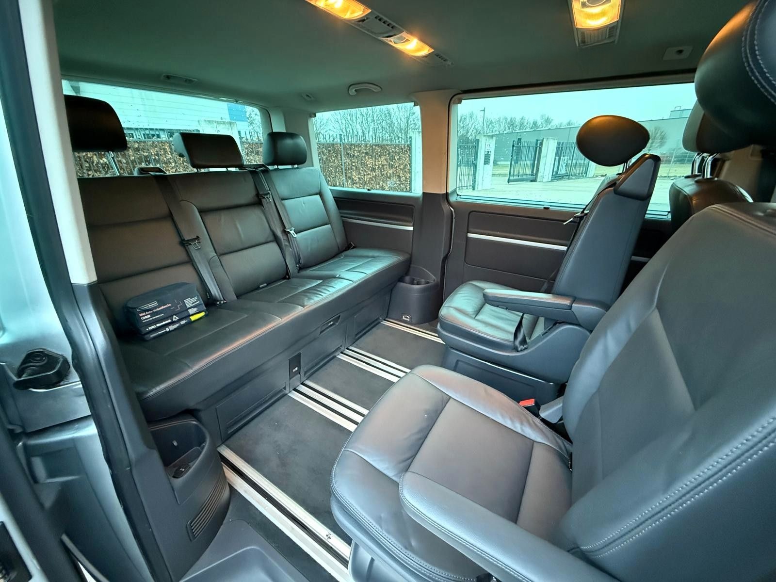 Volkswagen T5 Multivan HIGHLINE/140PS/DSG/VOLLLEDER foto 10