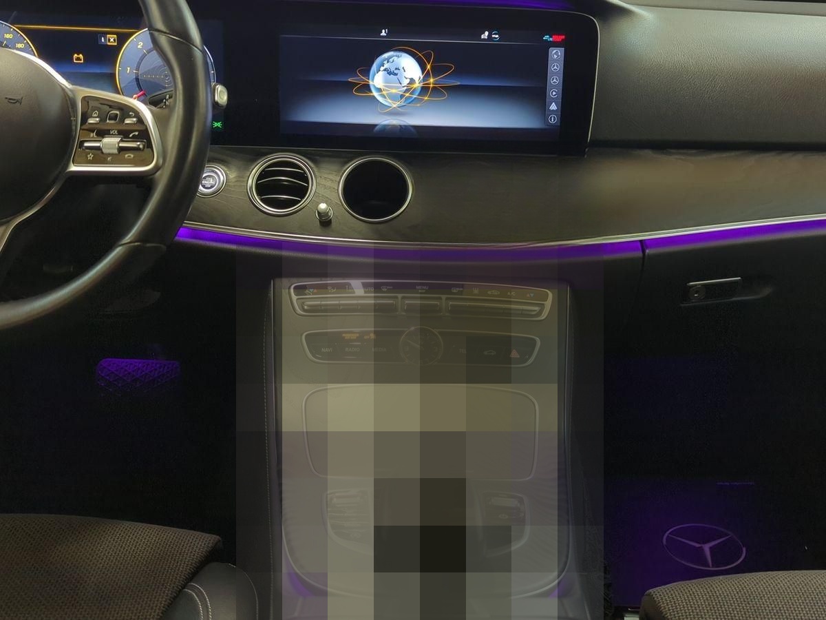 Mercedes-Benz E 300 2.0CDI AVANTGARDE STANDHEIZUNG+MULTIBEAM+W foto 14