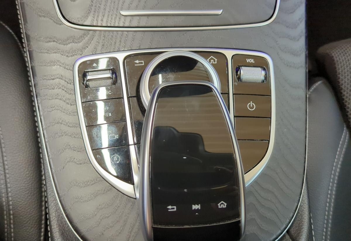 Mercedes-Benz E 300 2.0CDI AVANTGARDE STANDHEIZUNG+MULTIBEAM+W foto 23