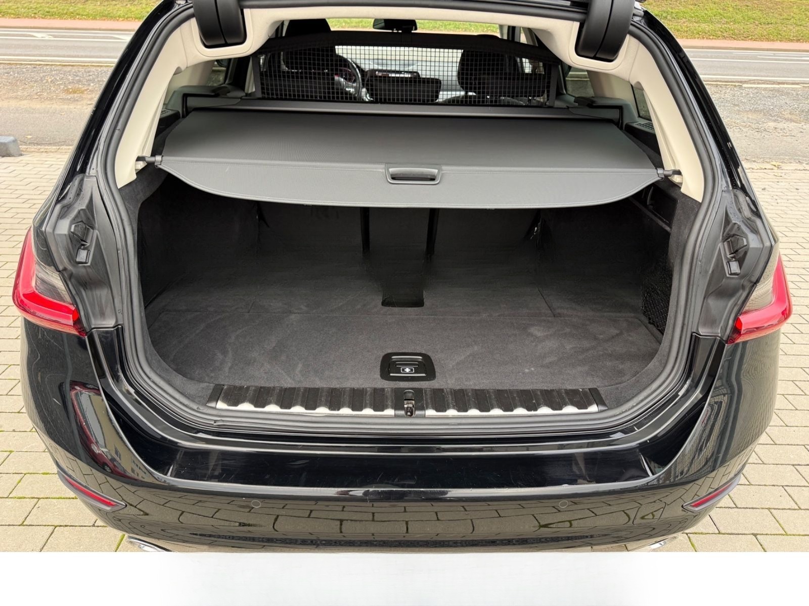 BMW 320 3 Touring 320 d Advantage,Navi,EFH,Automat. foto 14