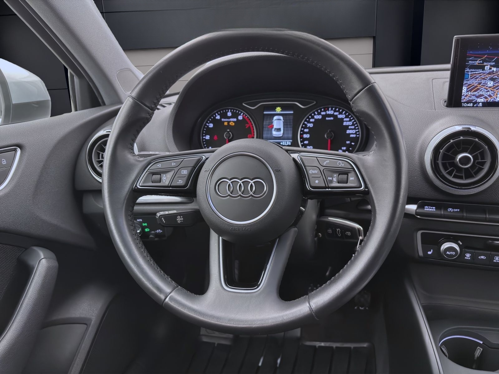 Audi A3 Limousine 35 TFSI SPORT NAVI XENON SITZHZG PD foto 10