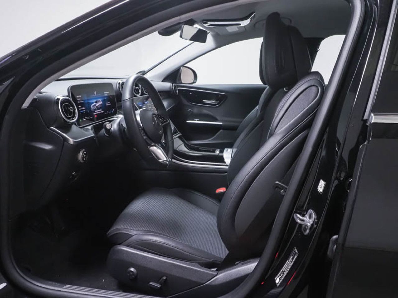 Mercedes-Benz C 220 d T 4M AVANTGARDE+WINTER-P+KEYLESS+KAMERA+ foto 9