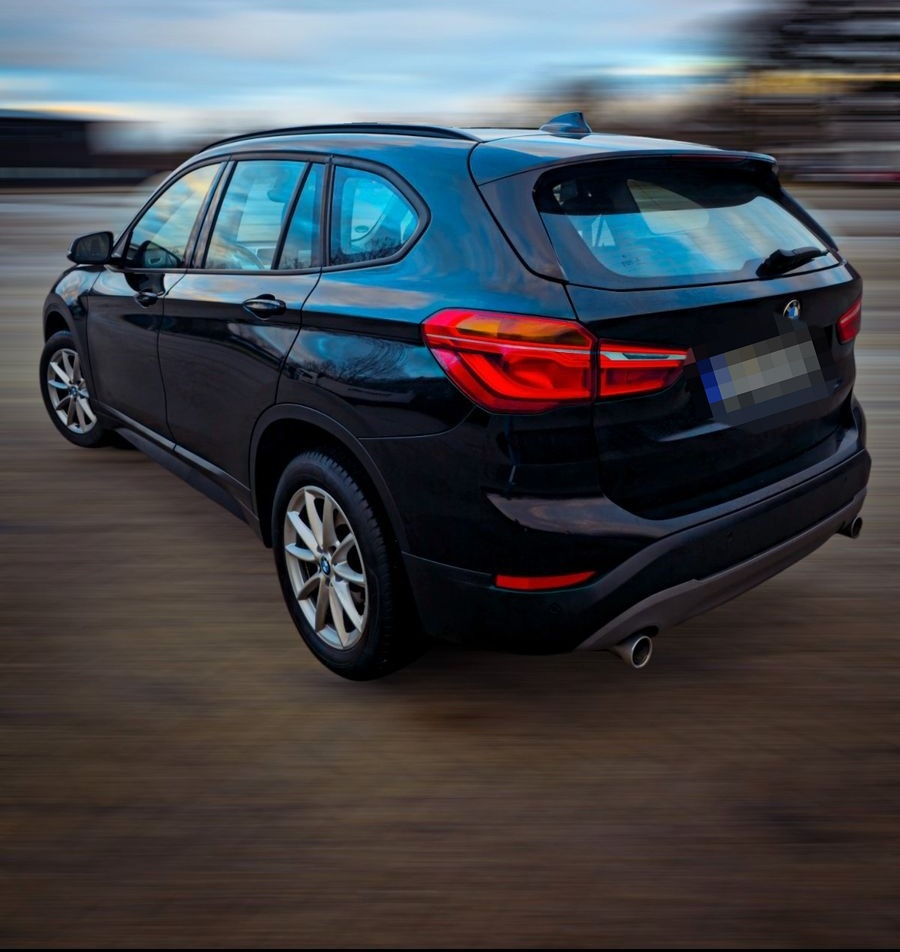 BMW X1 sDrive18d - foto 7