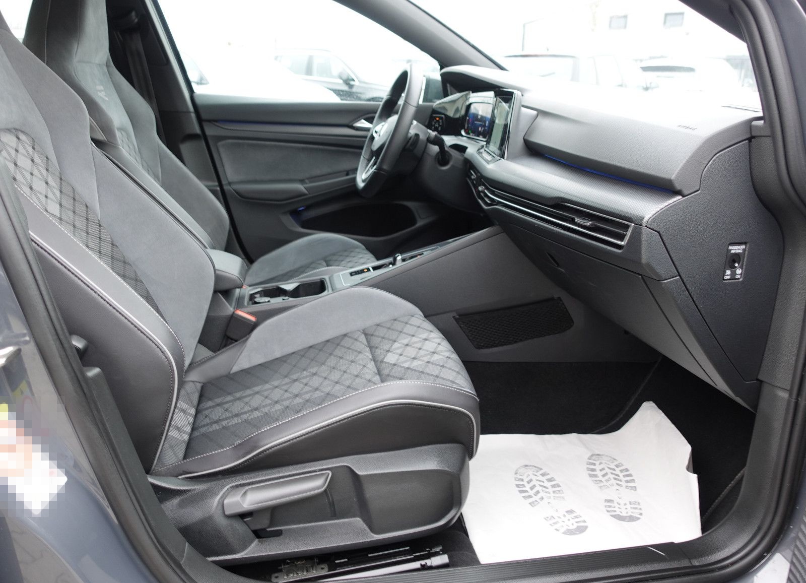 Volkswagen Golf 2,0 TDI Variant DSG/2x R-Line/AHK/ACC/18" foto 12