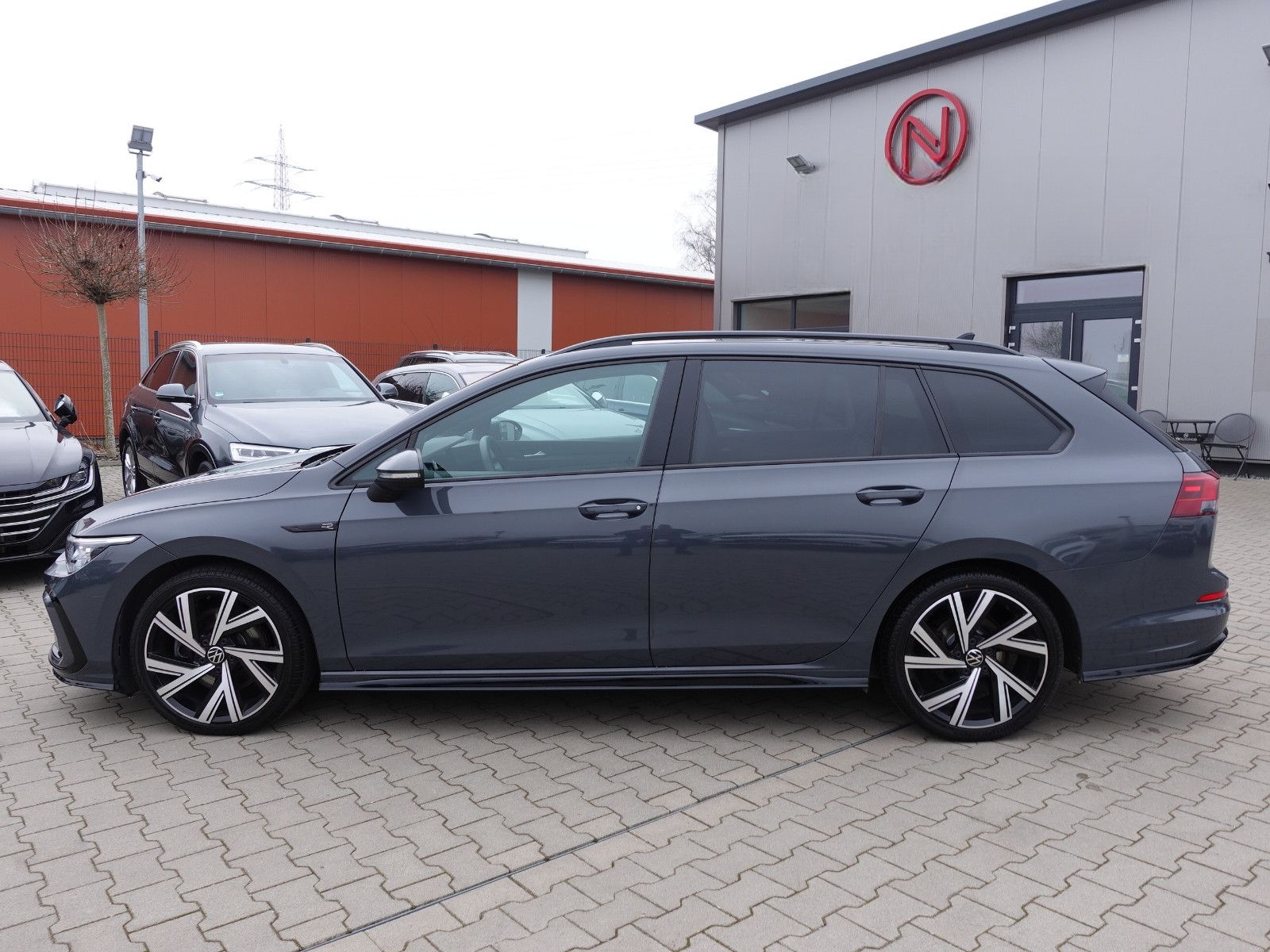 Volkswagen Golf 2,0 TDI Variant DSG/2x R-Line/AHK/ACC/18" foto 8