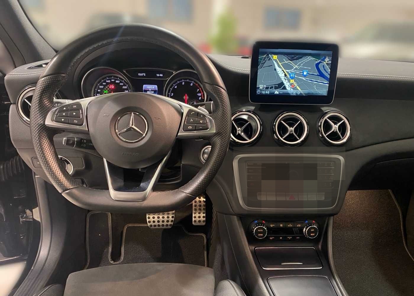 Mercedes-Benz A 220 4Matic 7G-DCT Peak Edition WKR PANO foto 11