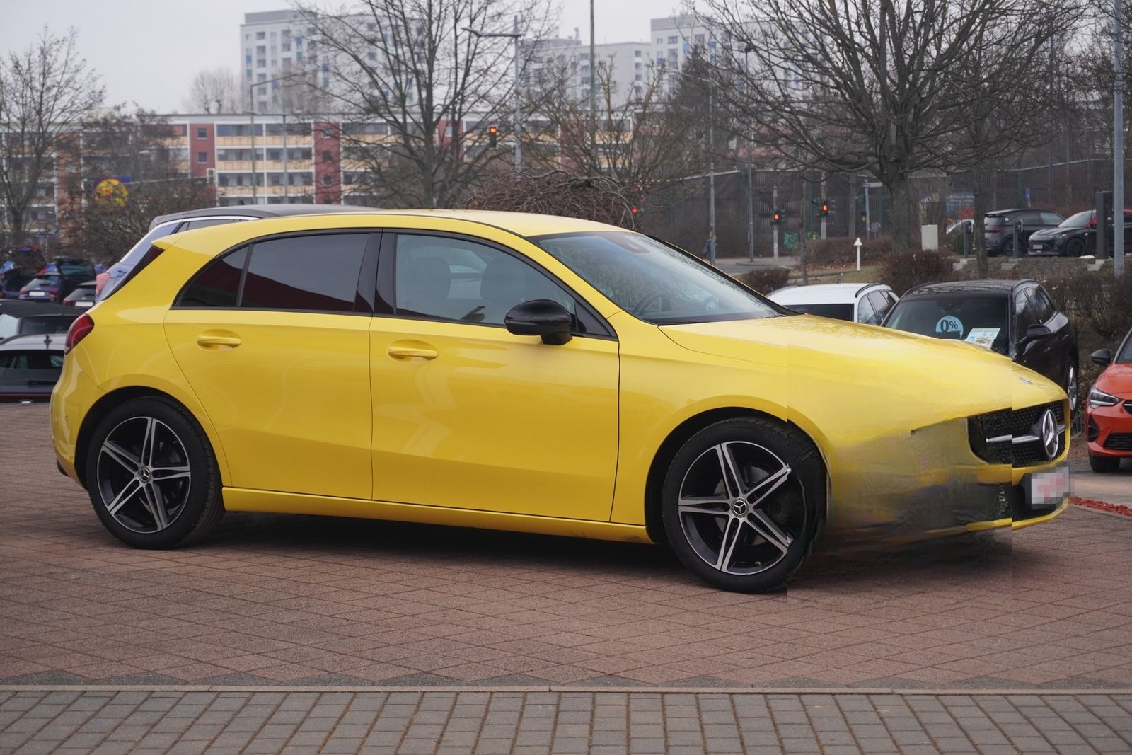 Mercedes-Benz A180 Progressive LED Navi Totwinkel Kamera Leder foto 5